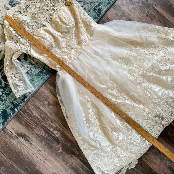 NWT Chi Chi London Gold Retro Formal Dress Gown Size 6 Floral Lace Sweetheart - Picture 12 of 16